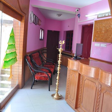 Готель Yogi Residency Кодайканал Екстер'єр фото